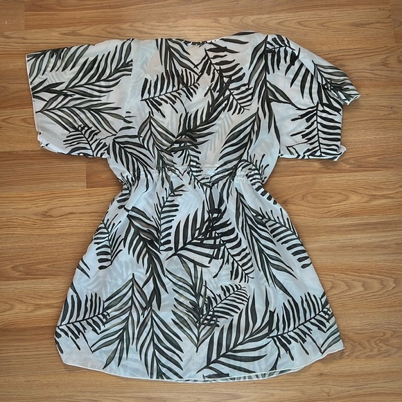 SHEIN Green Leaf Print Sheer swimsuit cover up - Picture 3 of 3